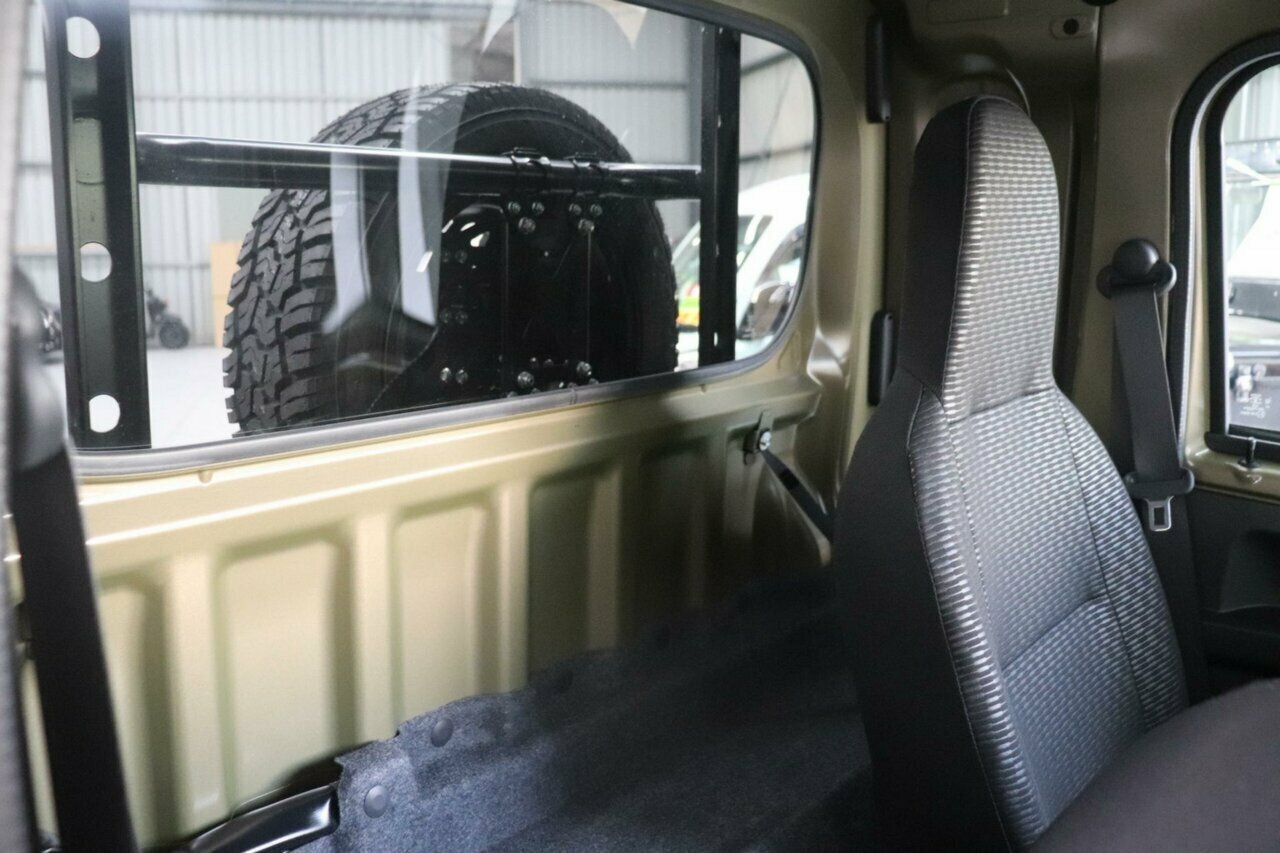 2022 DAIHATSU HIJET JUMBO EXTRA 4WD 5 SPEED MANUAL MINI TRUCK