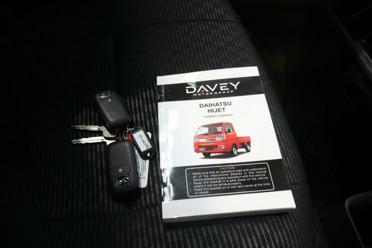 2022 DAIHATSU HIJET JUMBO EXTRA 4WD 5 SPEED MANUAL MINI TRUCK