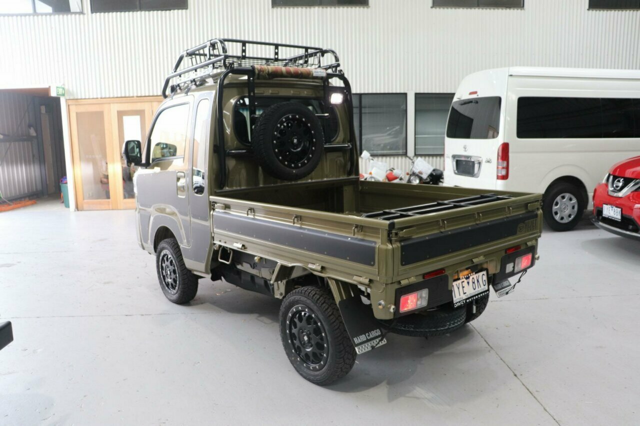 2022 DAIHATSU HIJET JUMBO EXTRA 4WD 5 SPEED MANUAL MINI TRUCK