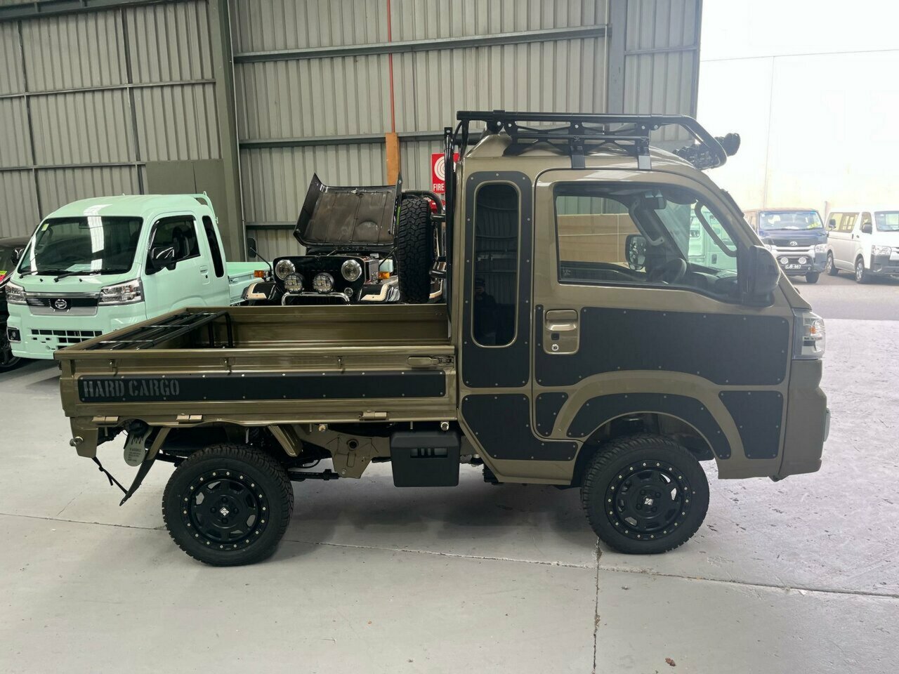 2022 DAIHATSU HIJET JUMBO EXTRA 4WD 5 SPEED MANUAL MINI TRUCK