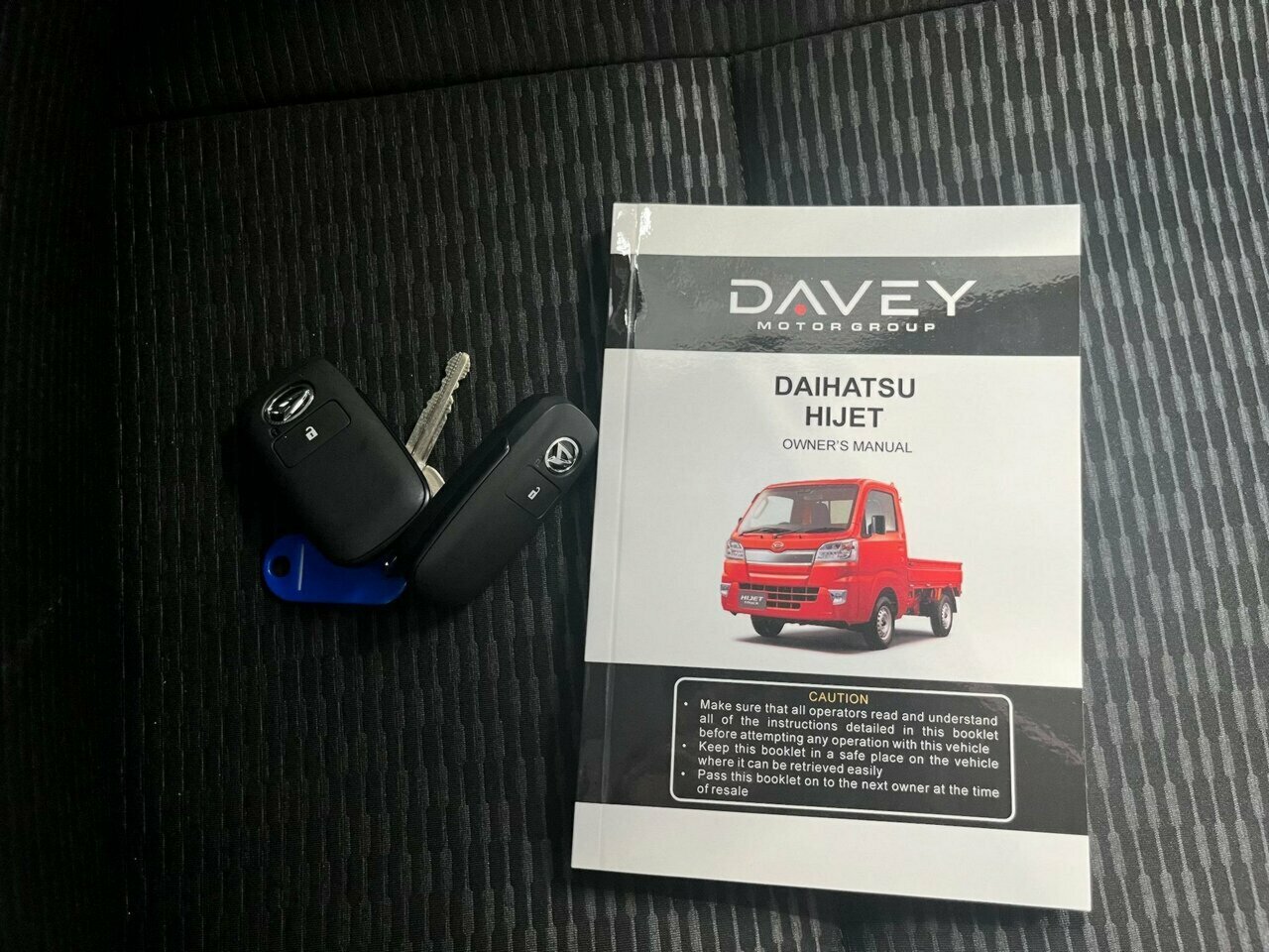 2022 DAIHATSU HIJET JUMBO EXTRA 4WD 5 SPEED MANUAL MINI TRUCK