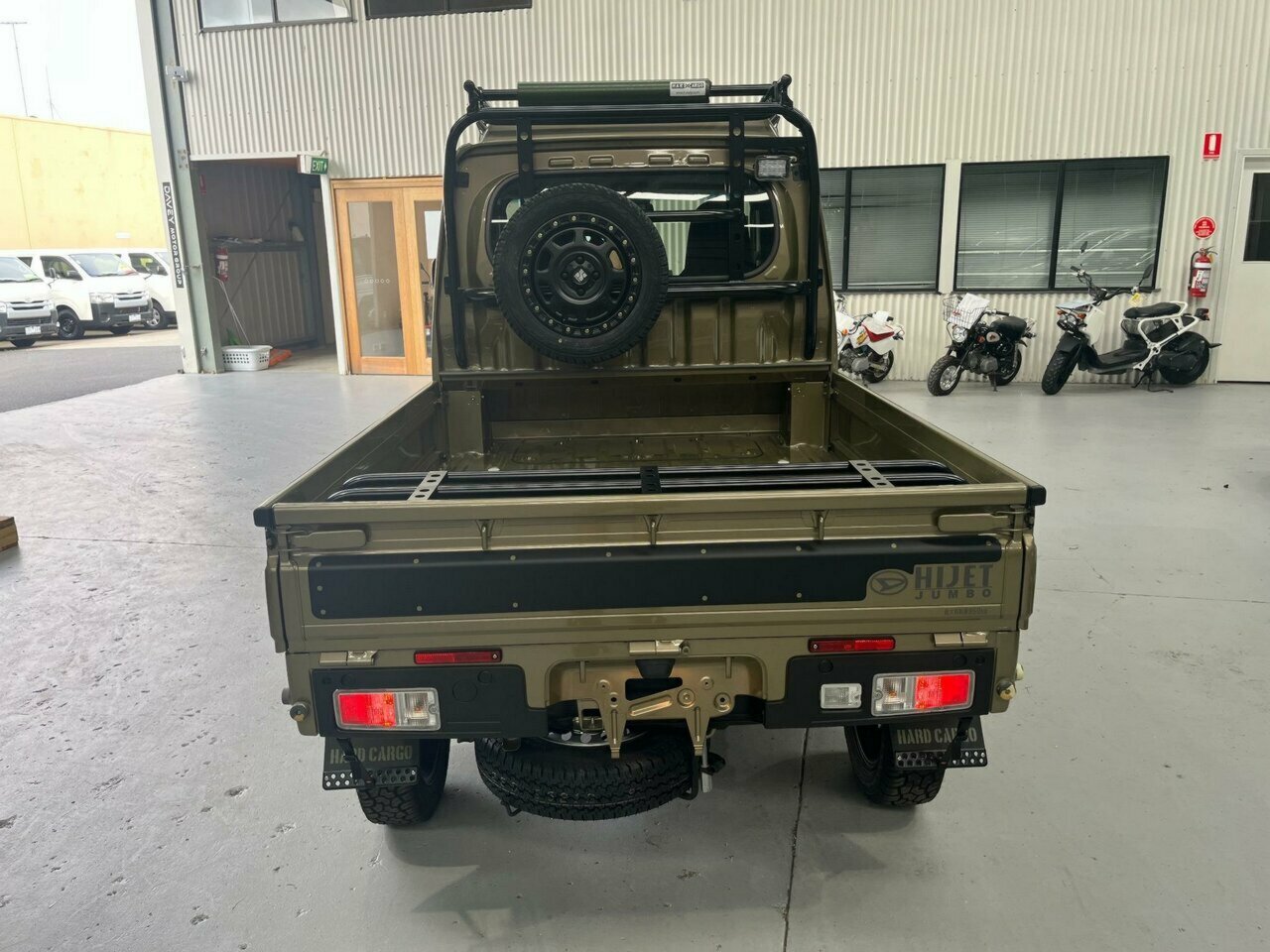2022 DAIHATSU HIJET JUMBO EXTRA 4WD 5 SPEED MANUAL MINI TRUCK