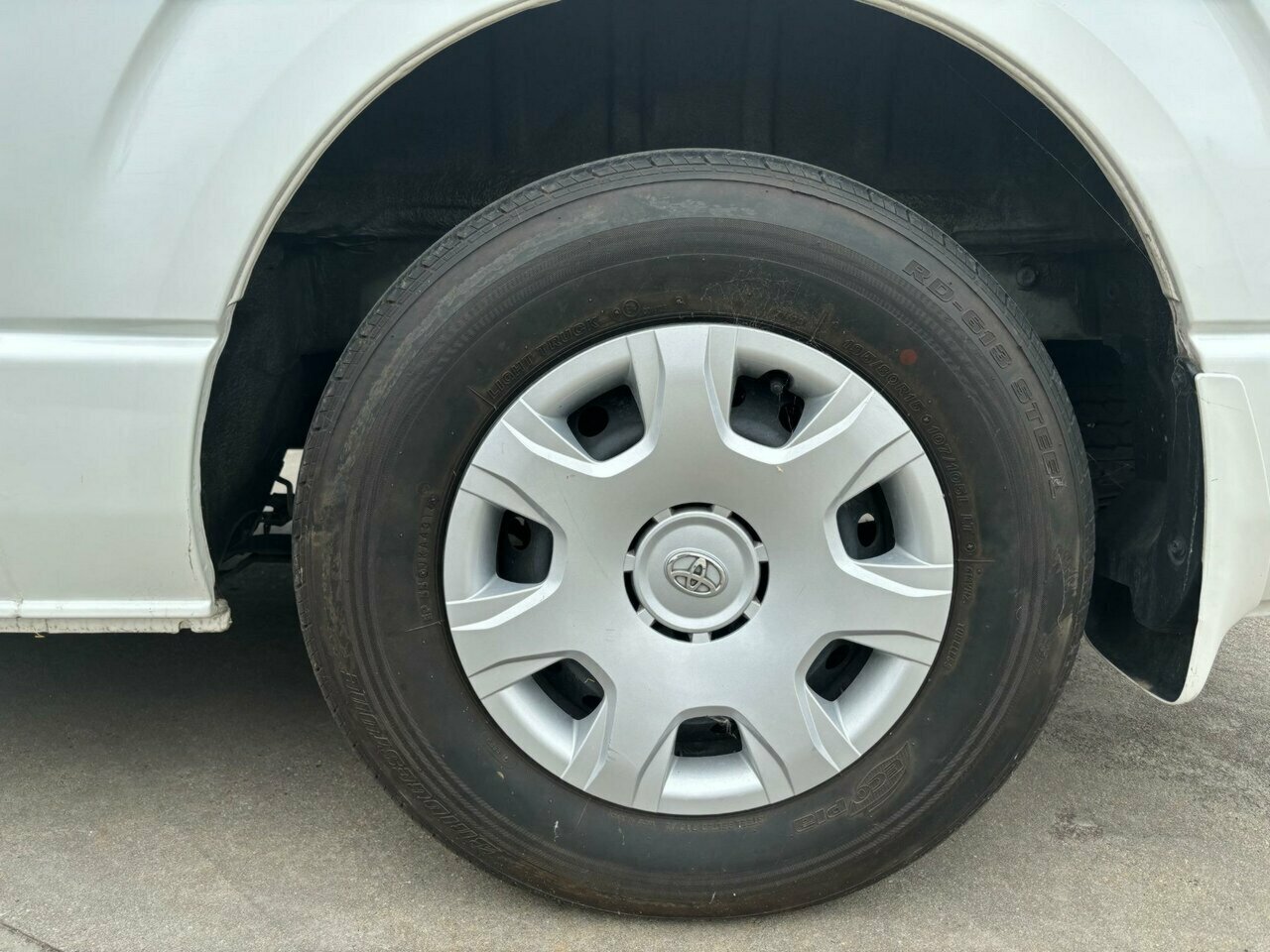 2018 TOYOTA HIACE GRAND CABIN 10-SEATER 4WD AUTOMATIC 4D COACH