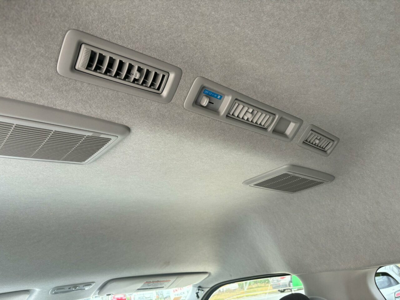 2018 TOYOTA HIACE GRAND CABIN 10-SEATER 4WD AUTOMATIC 4D COACH