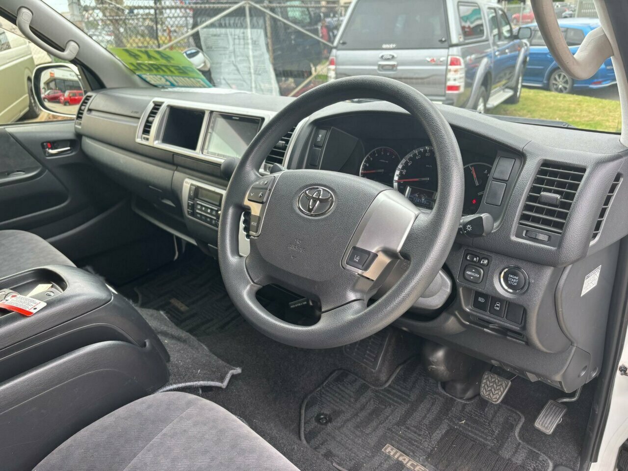 2018 TOYOTA HIACE GRAND CABIN 10-SEATER 4WD AUTOMATIC 4D COACH