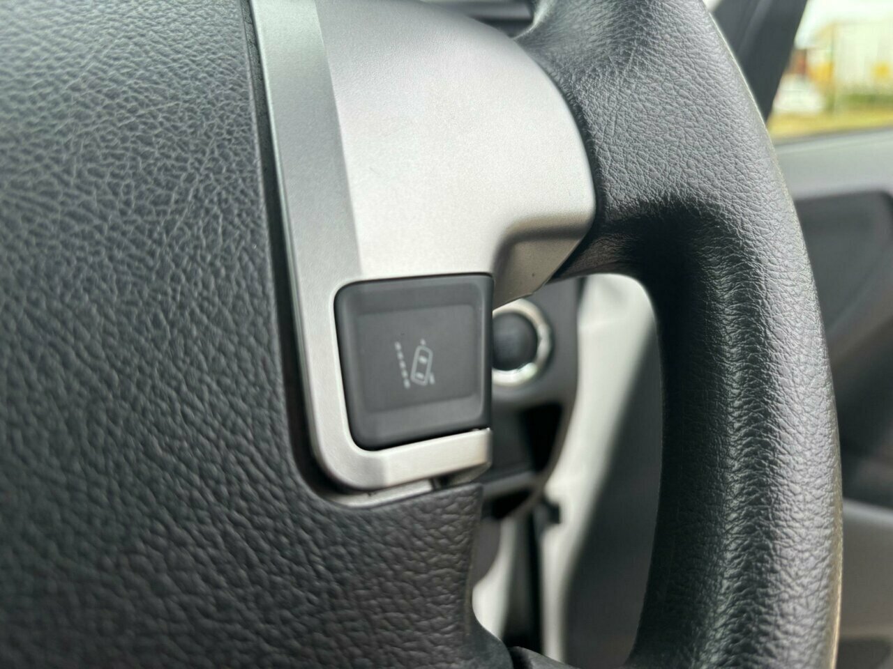 2018 TOYOTA HIACE GRAND CABIN 10-SEATER 4WD AUTOMATIC 4D COACH