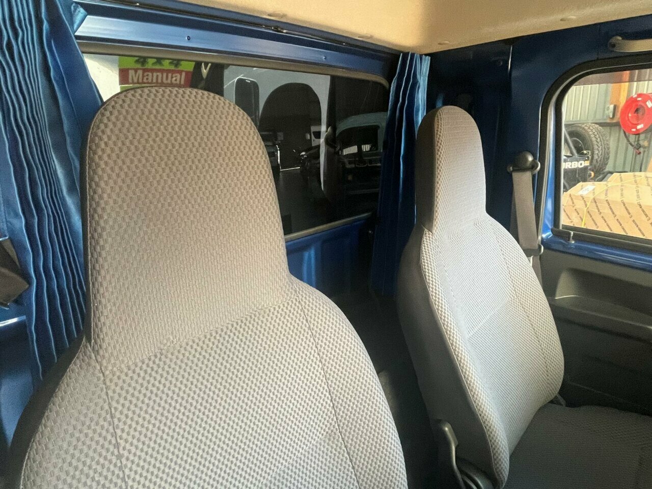 2015 DAIHATSU HIJET JUMBO 4WD 5 SPEED MANUAL MINI TRUCK