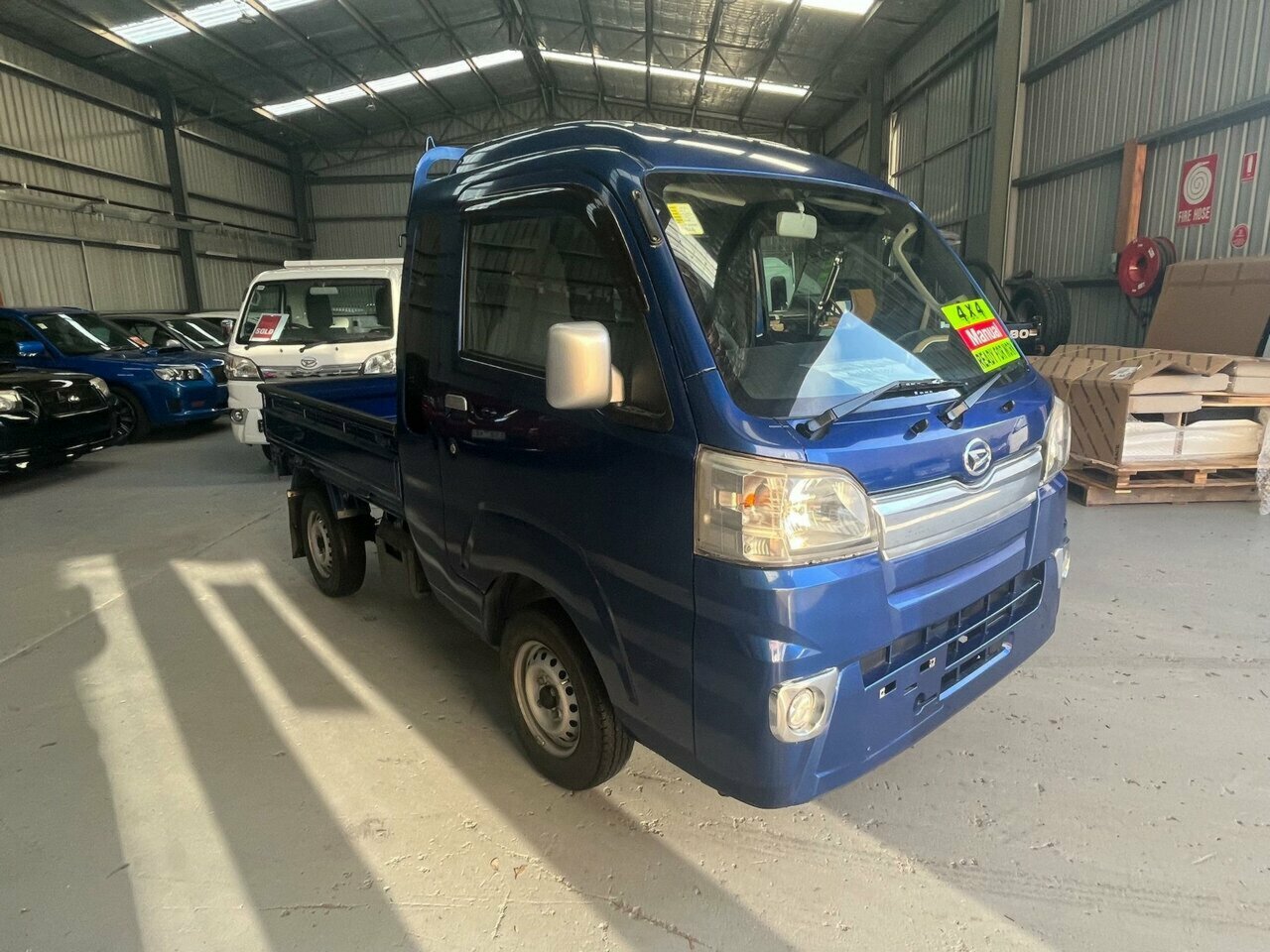 2015 DAIHATSU HIJET JUMBO 4WD 5 SPEED MANUAL MINI TRUCK