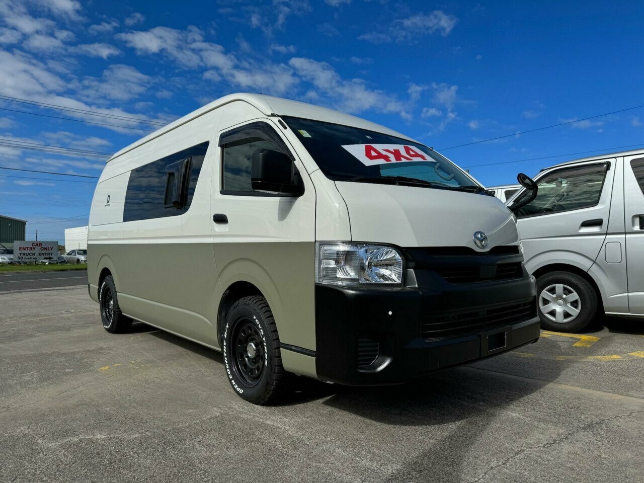 2023 TOYOTA HIACE SLWB 4WD AUTOMATIC VAN