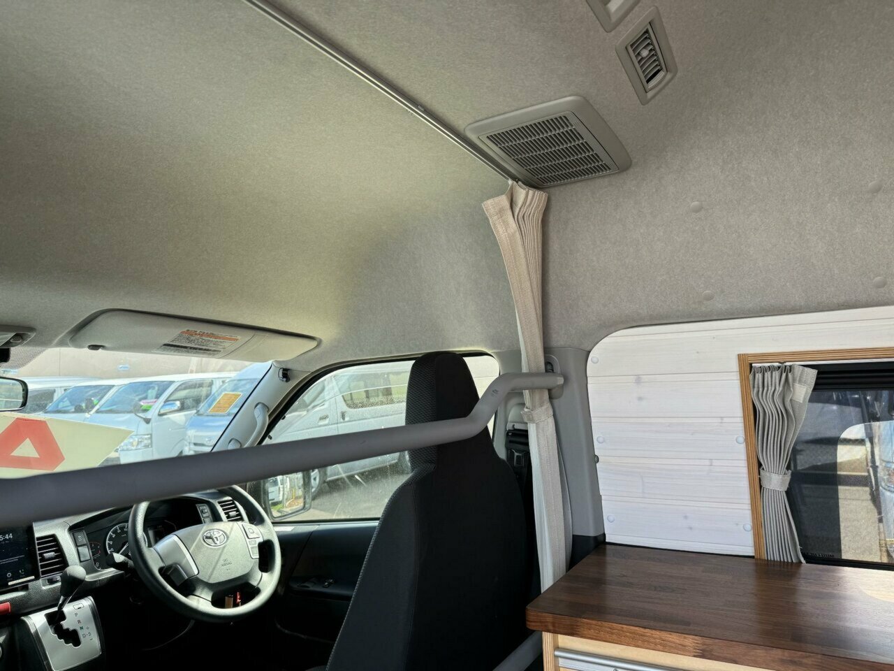 2023 TOYOTA HIACE SLWB 4WD AUTOMATIC VAN