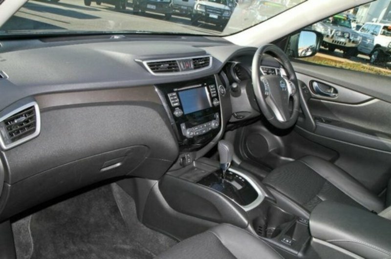 2015 NISSAN X-TRAIL ST-L (FWD) T32