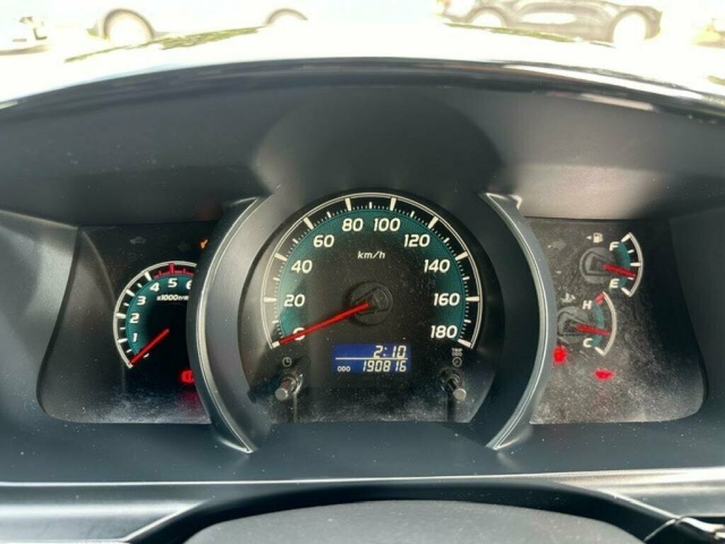 2013 TOYOTA HIACE KDH201R DX (4X2) 4 SP AUTOMATIC 5D VAN