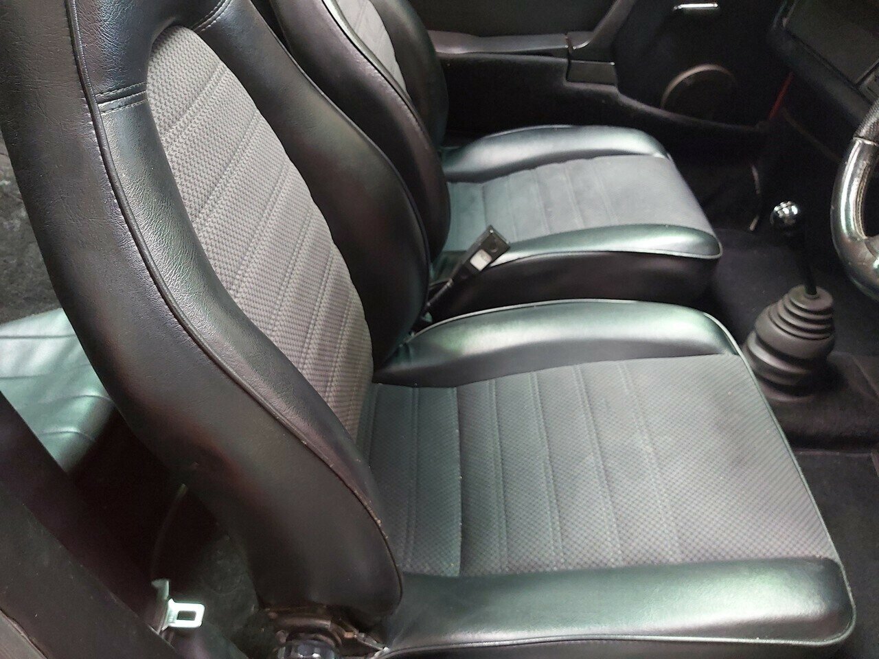 2000 JAGUAR XKR CLASSIC 5 SP AUTOMATIC 2D CONVERTIBLE