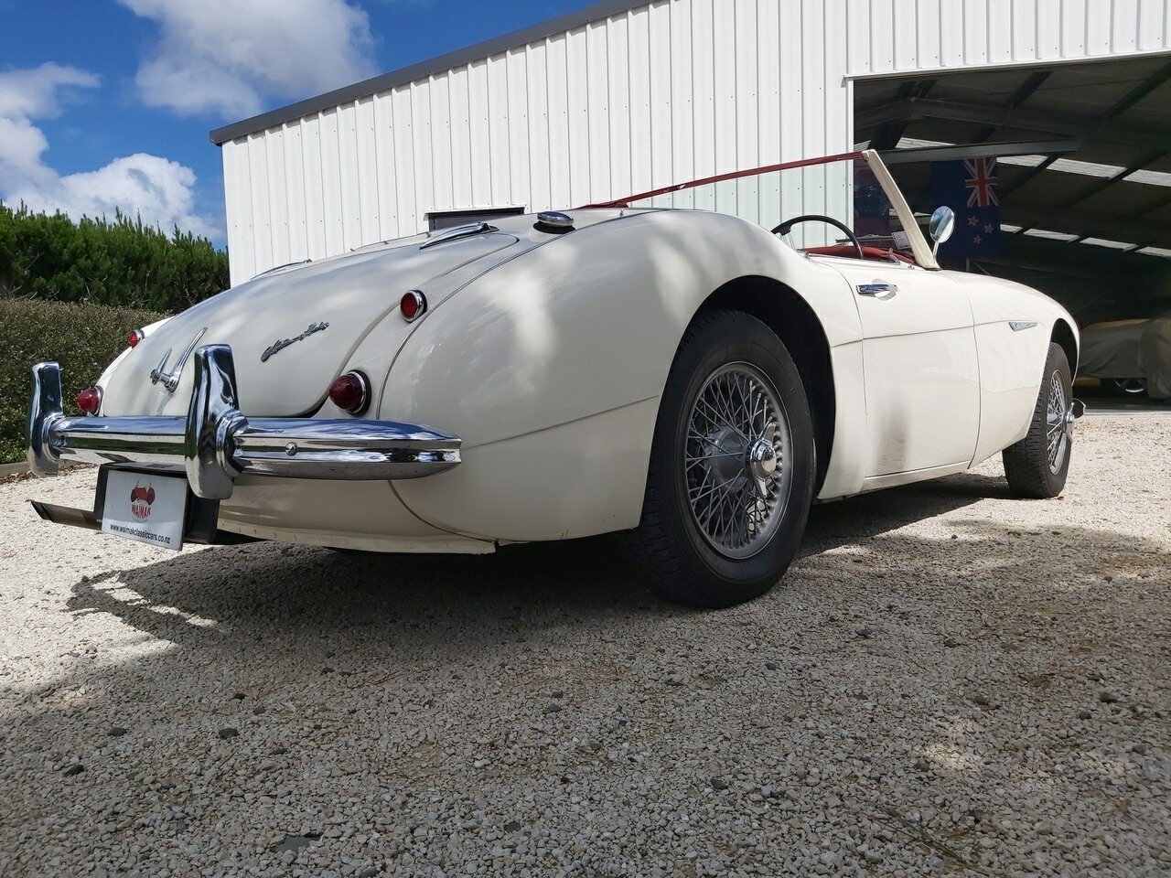 1964 JAGUAR MK II 3.4 4 SP MAN + OVERDRIVE 4D SEDAN