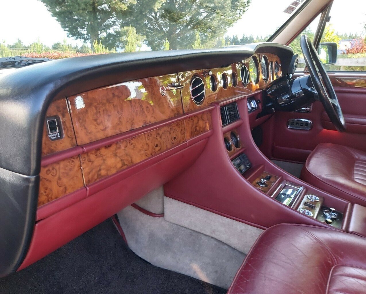 1987 BENTLEY TURBO R 4D SALOON