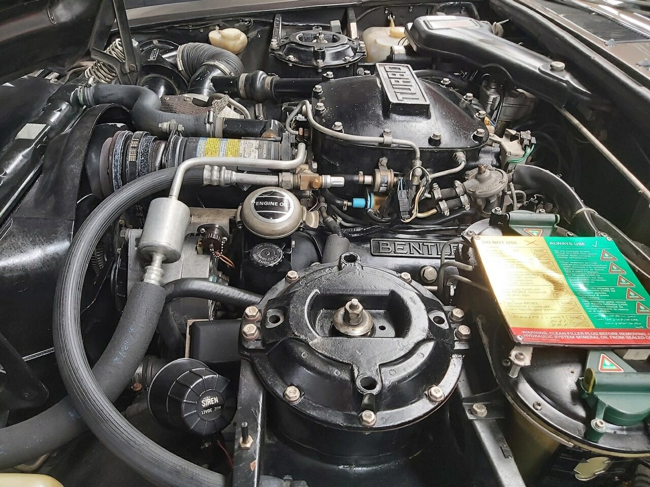 1987 BENTLEY TURBO R 4D SALOON