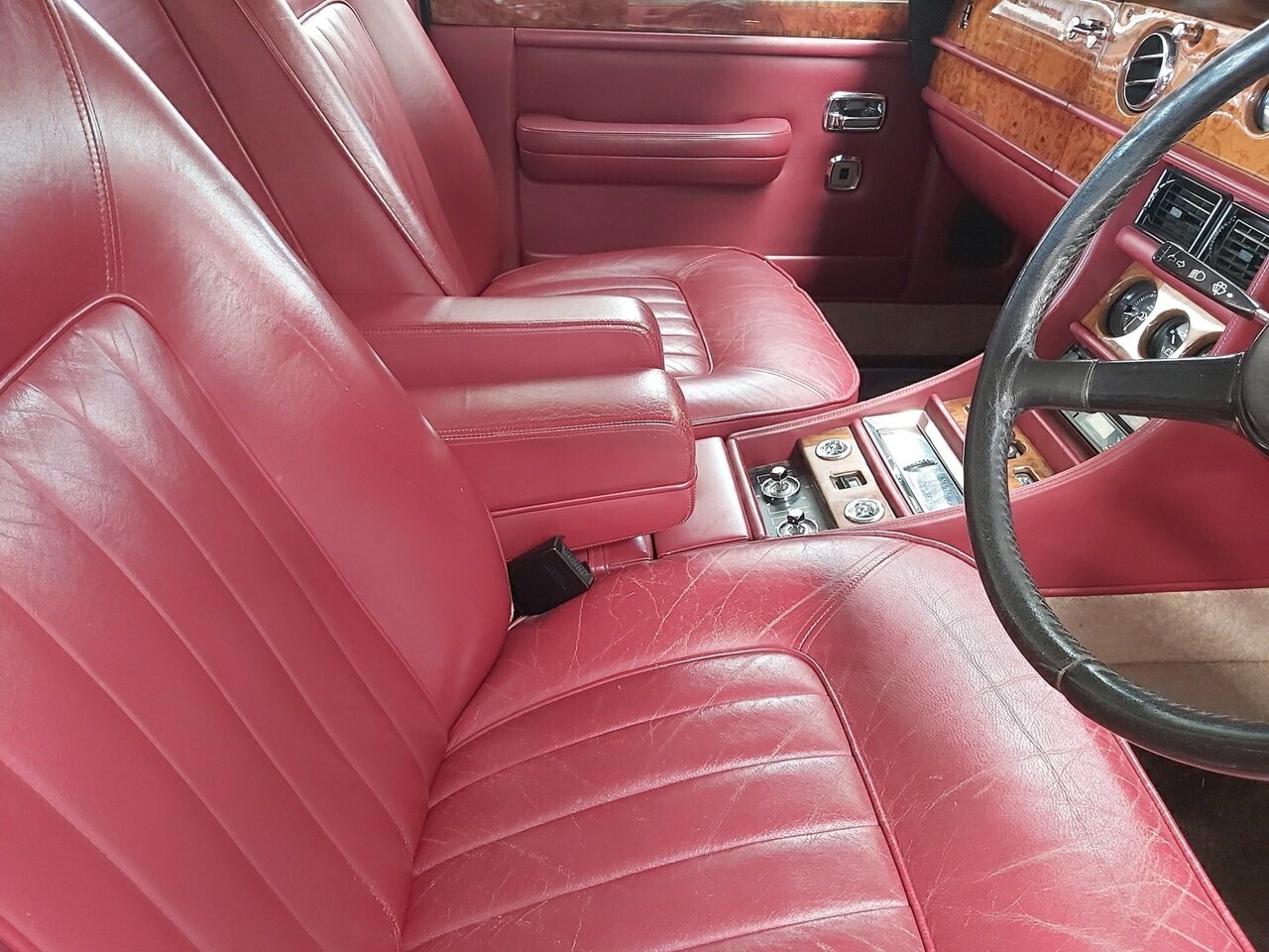 1987 BENTLEY TURBO R 4D SALOON