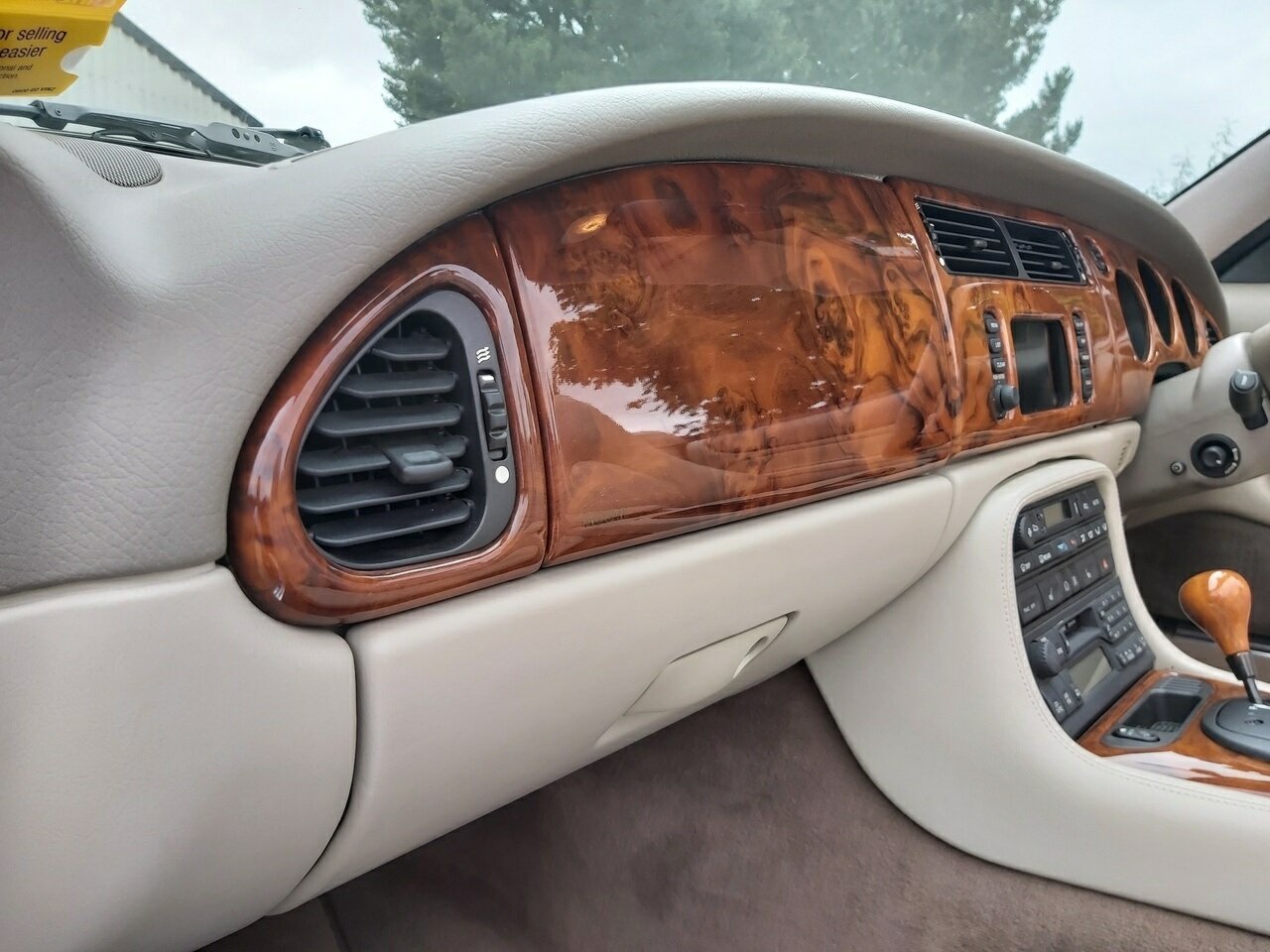 2000 JAGUAR XKR SPORT 5 SP AUTOMATIC 2D CONVERTIBLE