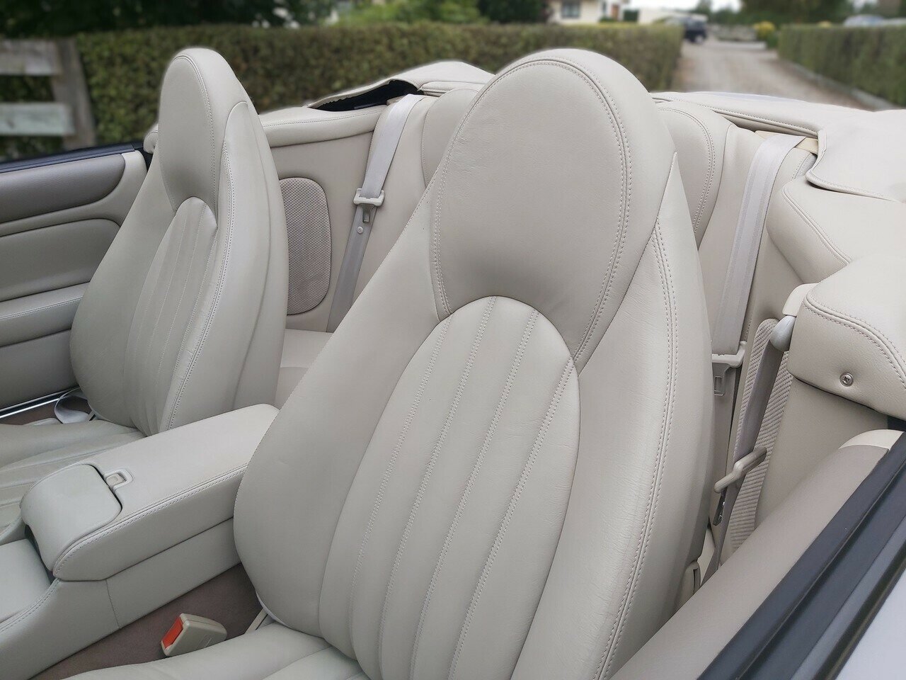 2000 JAGUAR XKR SPORT 5 SP AUTOMATIC 2D CONVERTIBLE