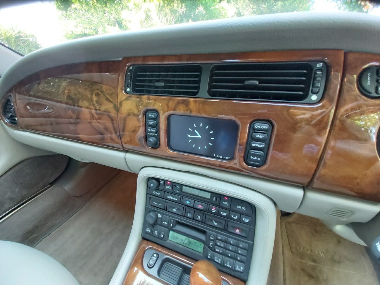 2000 JAGUAR XKR SPORT 5 SP AUTOMATIC 2D CONVERTIBLE