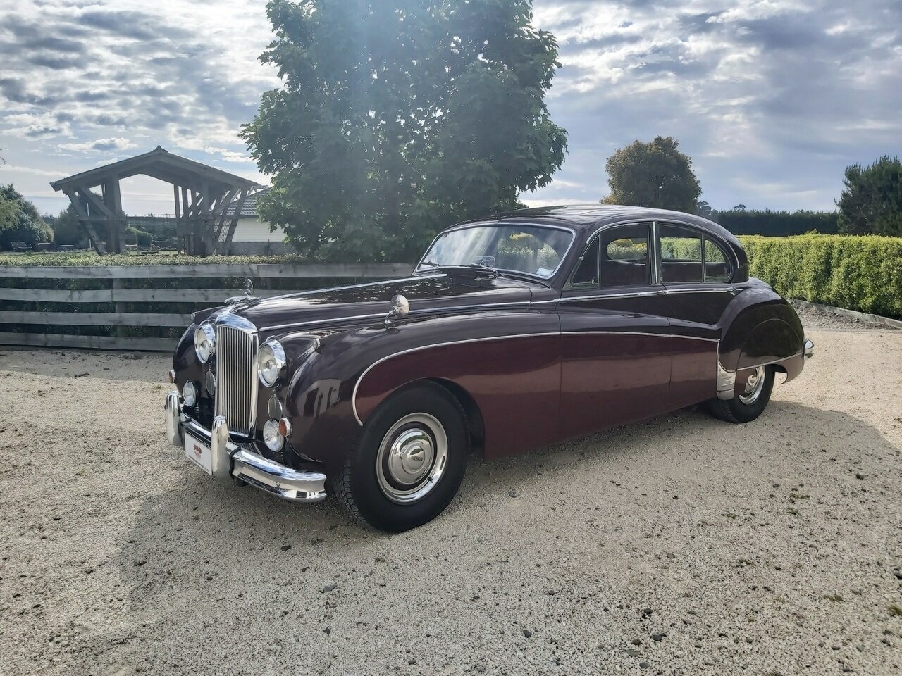 1958 JAGUAR MARK VIII SEDAN