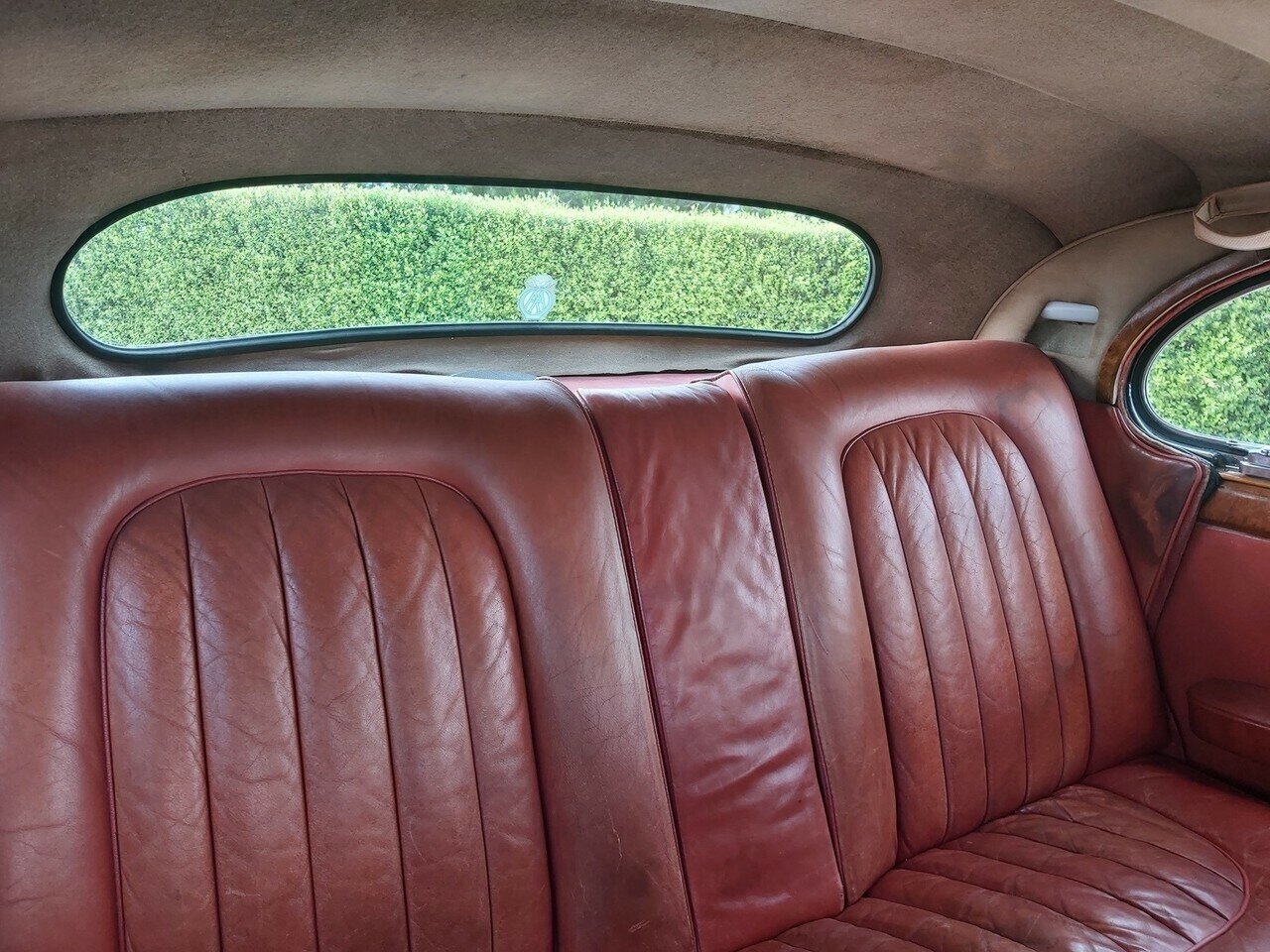 1958 JAGUAR MARK VIII SEDAN