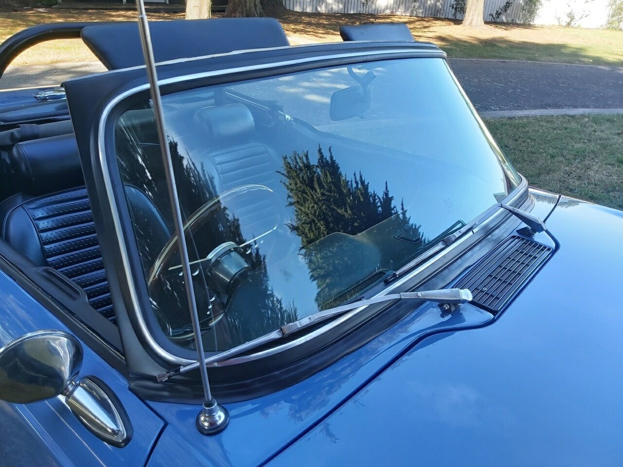 1973 TRIUMPH TR 6 4 SP MAN + OVERDRIVE 2D CONVERTIBLE