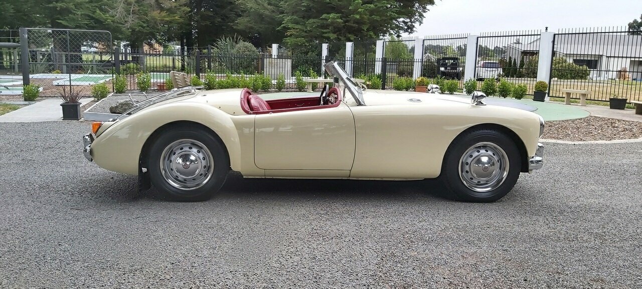 1958 MG MGA ROADSTER