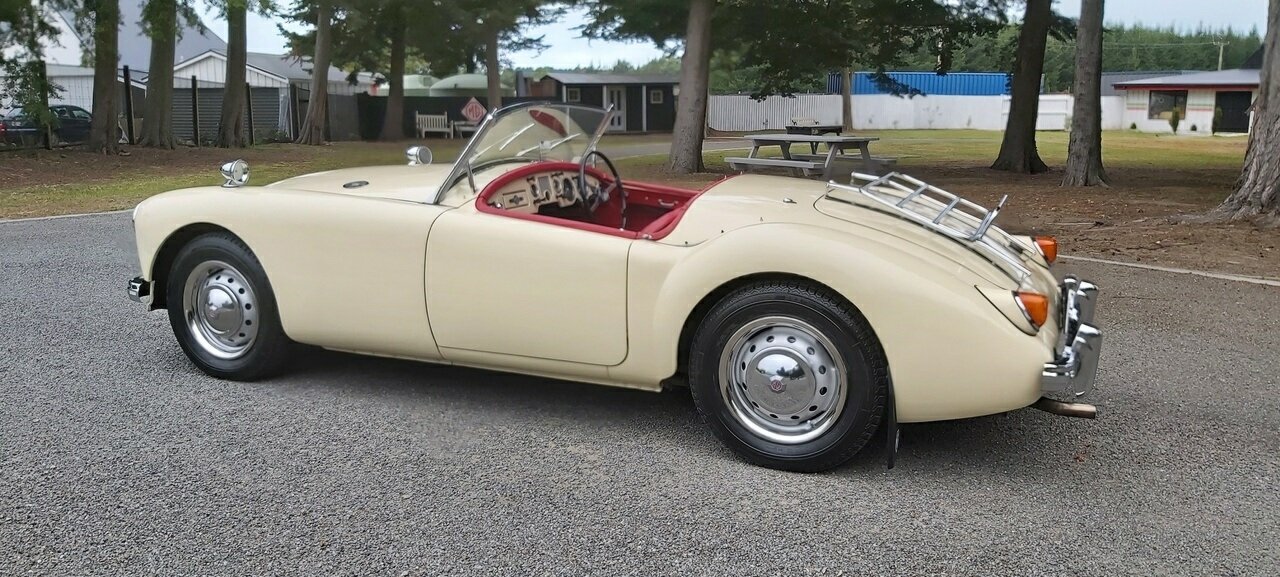 1958 MG MGA ROADSTER