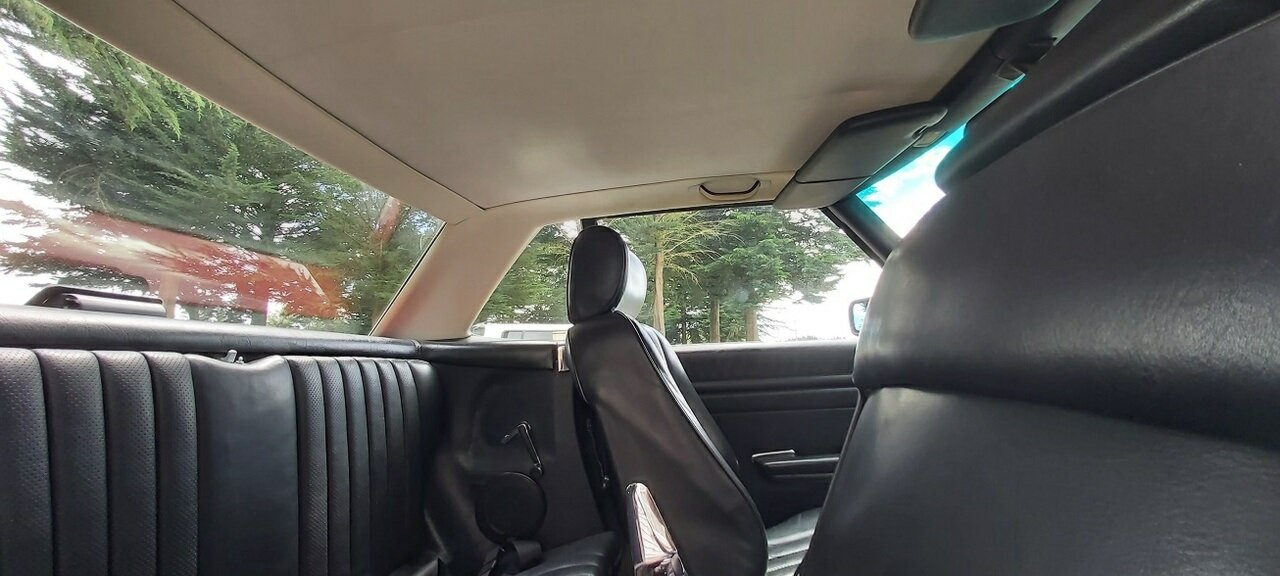 1988 MERCEDES-BENZ 500 SL AUTOMATIC COUPE