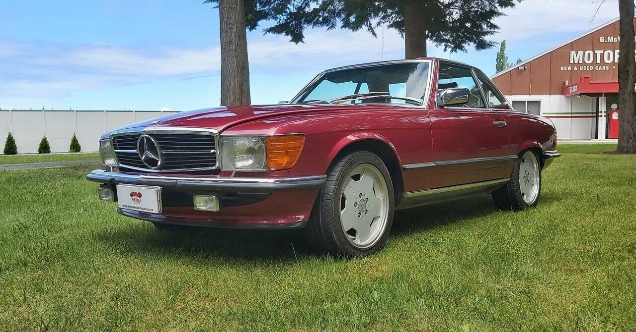 1988 MERCEDES-BENZ 500 SL AUTOMATIC COUPE