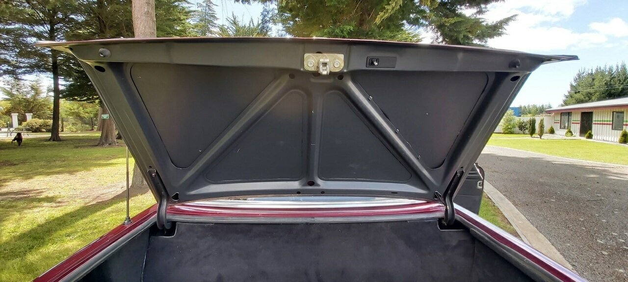 1988 MERCEDES-BENZ 500 SL AUTOMATIC COUPE