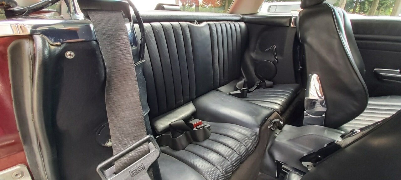 1988 MERCEDES-BENZ 500 SL AUTOMATIC COUPE
