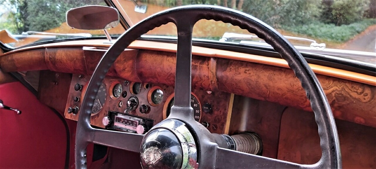 1952 JAGUAR MK VII SEDAN