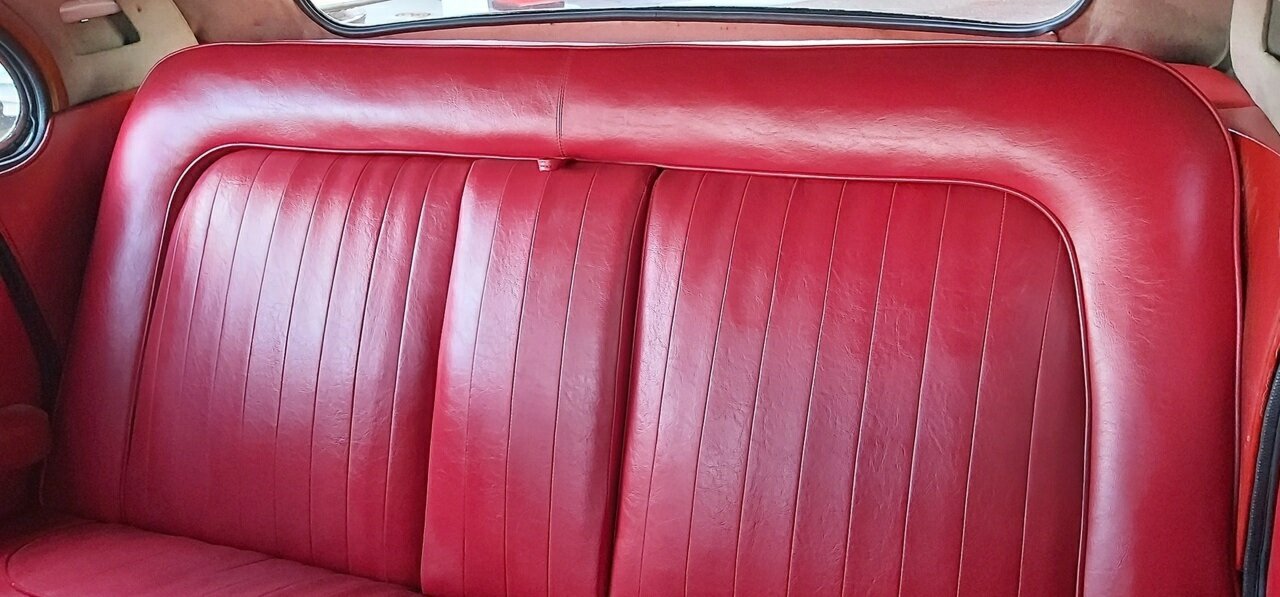1952 JAGUAR MK VII SEDAN