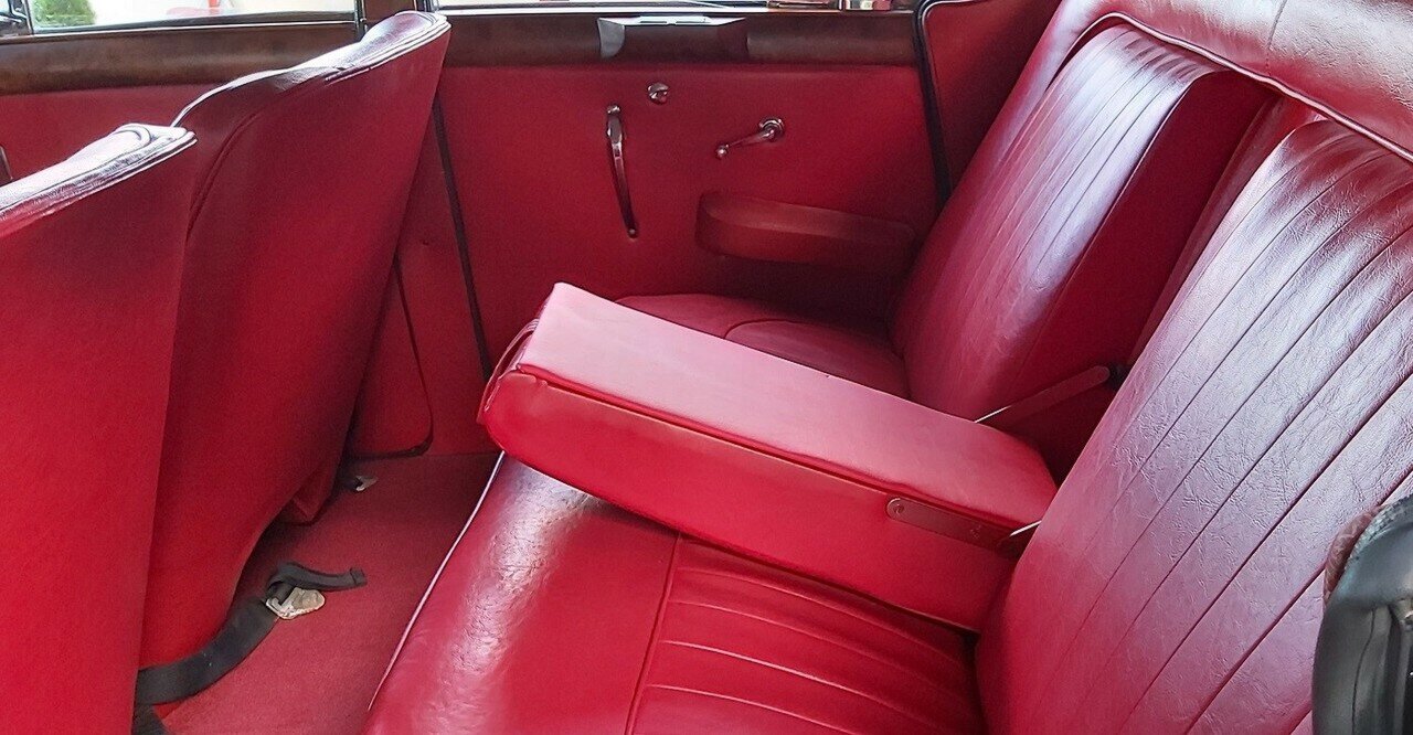 1952 JAGUAR MK VII SEDAN