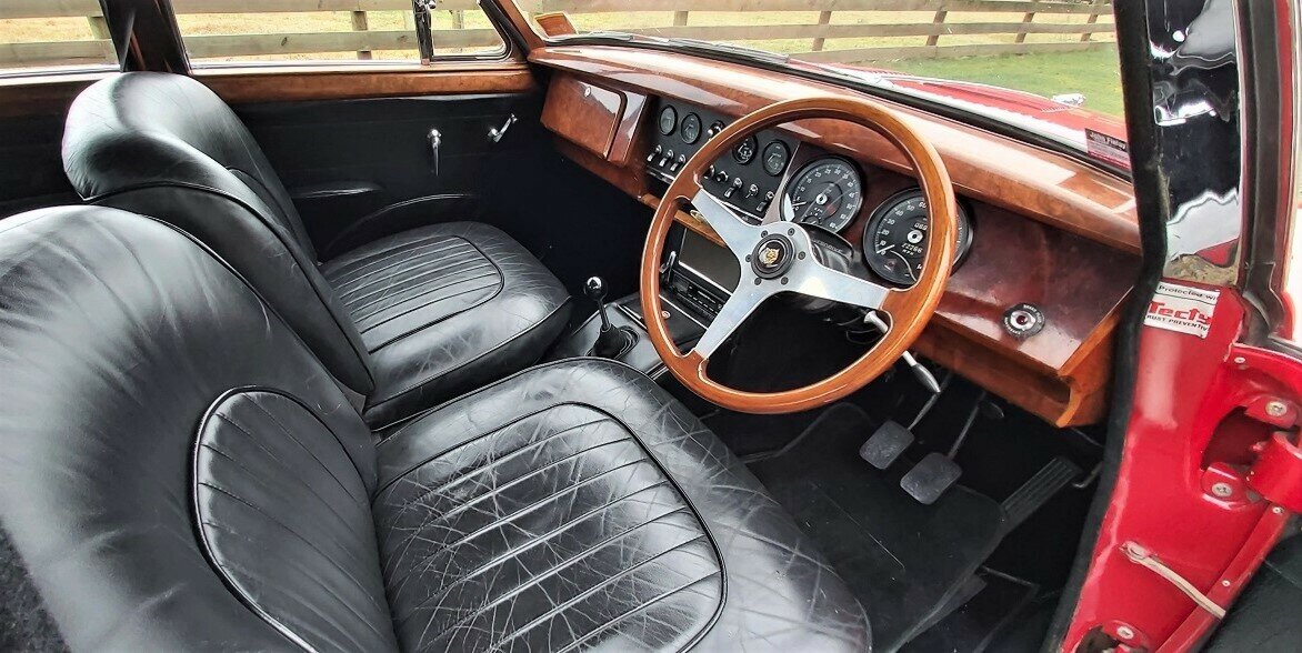 1961 JAGUAR MK II 3.8 4 SP MAN + OVERDRIVE 4D SEDAN