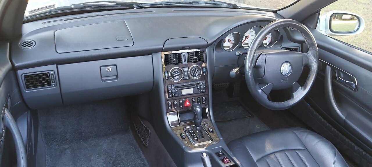 2004 MERCEDES-BENZ SLK320 AMG SUPERCHARGED 2D CONVERTIBLE