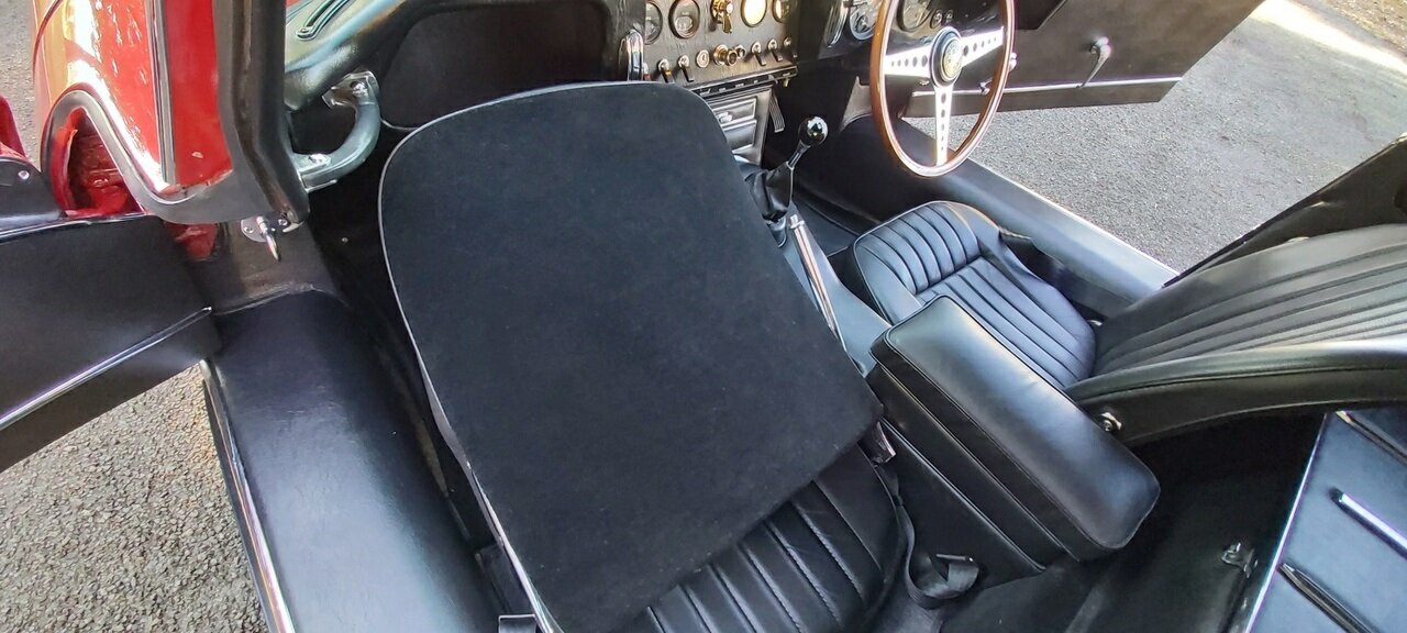 1973 JAGUAR E TYPE SERIES 3 2+2 5.3 3 SP AUTOMATIC 2D COUPE
