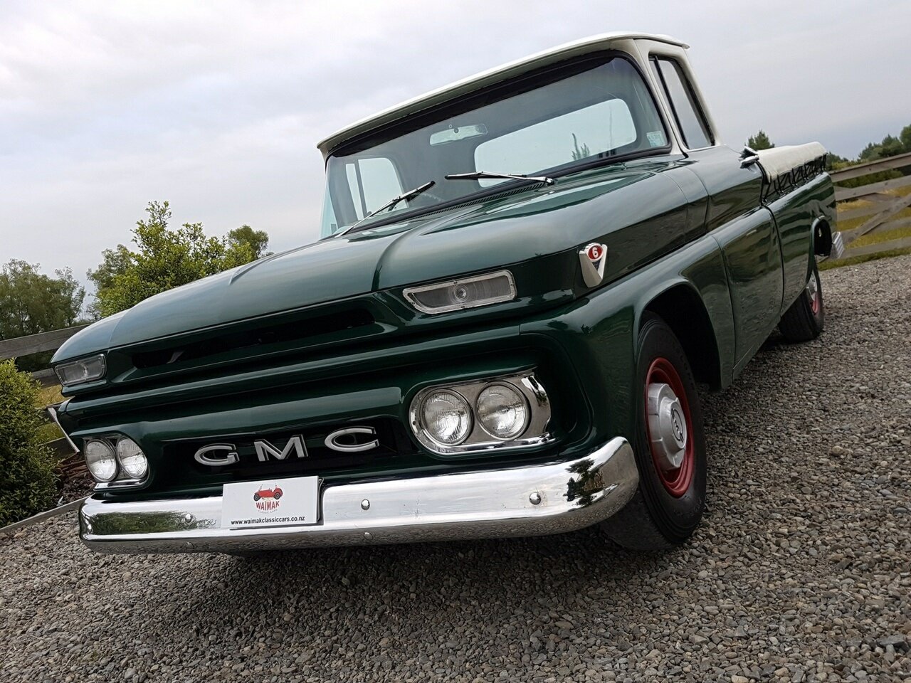 1962 GMC C10 AUTOMATIC UTILITY