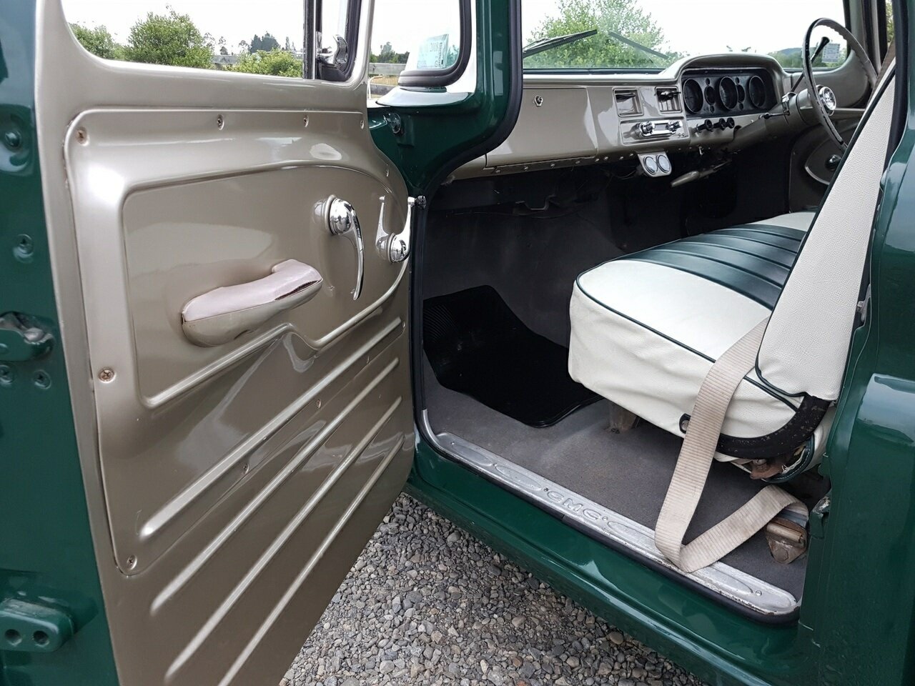 1962 GMC C10 AUTOMATIC UTILITY