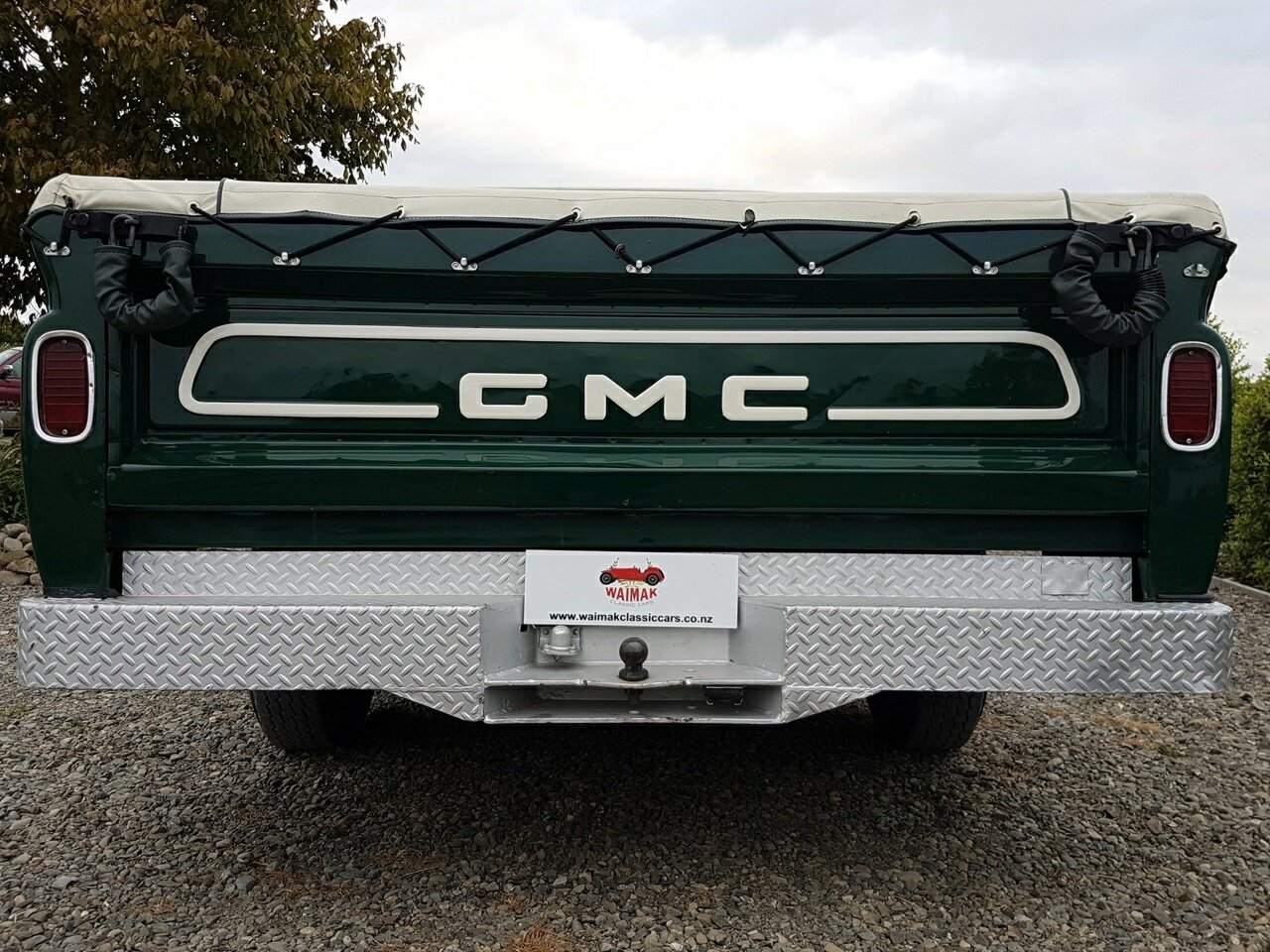 1962 GMC C10 AUTOMATIC UTILITY
