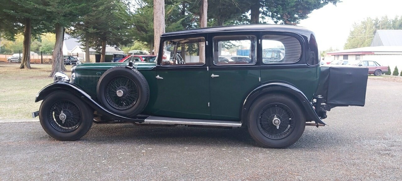 1934 ALVIS CRESTED EAGLE CHARLESWORTH MANUAL SALOON