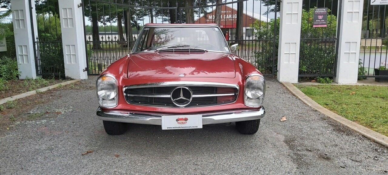 1964 MERCEDES-BENZ 230 SL AUTOMATIC CABRIOLET