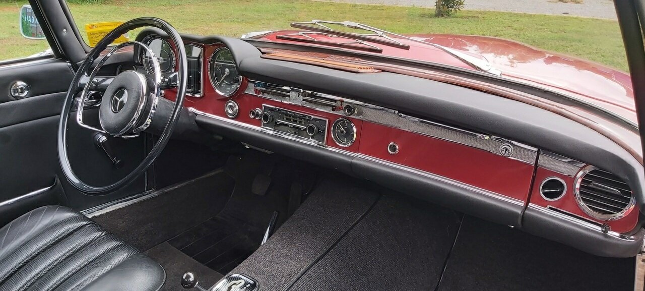 1964 MERCEDES-BENZ 230 SL AUTOMATIC CABRIOLET