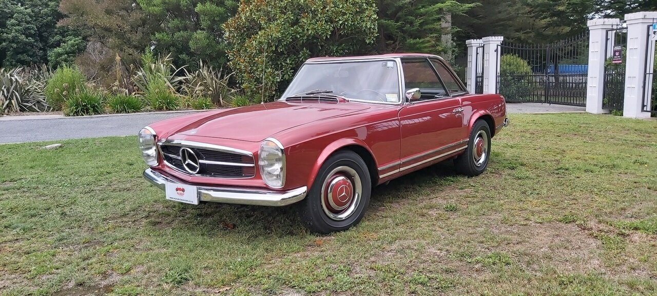1964 MERCEDES-BENZ 230 SL AUTOMATIC CABRIOLET