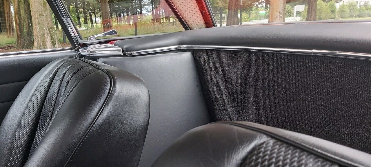 1964 MERCEDES-BENZ 230 SL AUTOMATIC CABRIOLET