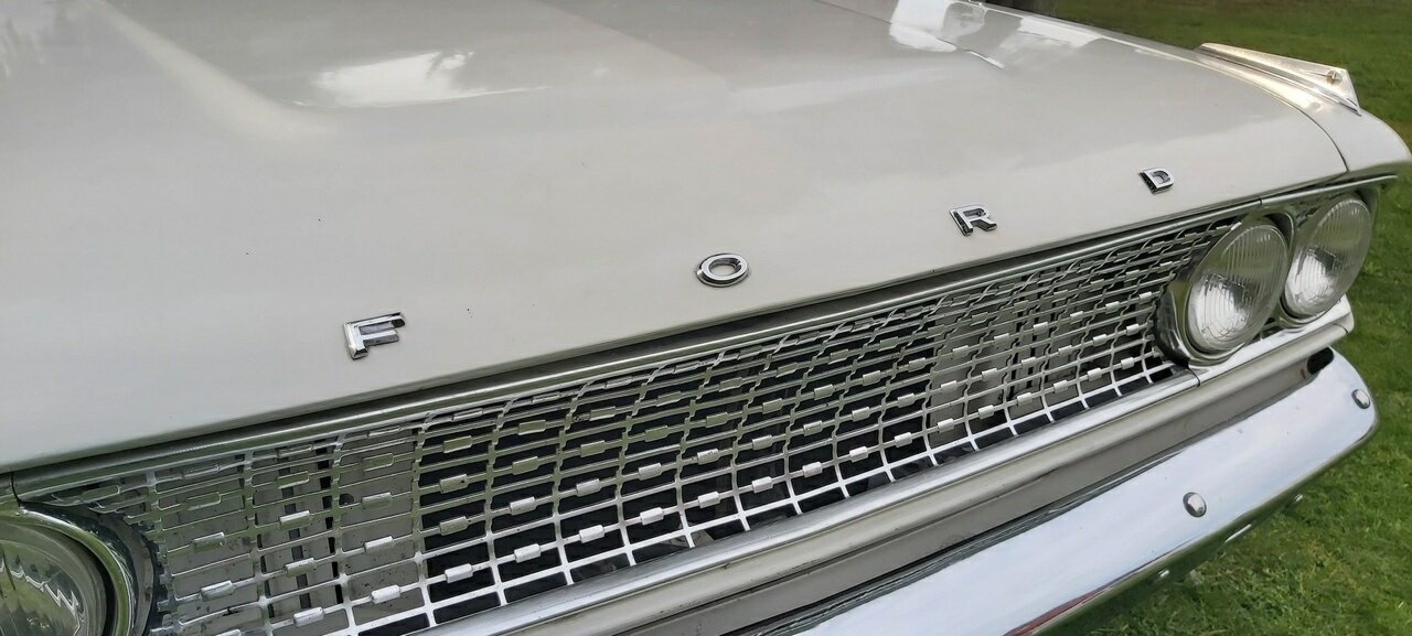 1963 FORD FAIRLANE COMPACT 500 AUTOMATIC SEDAN