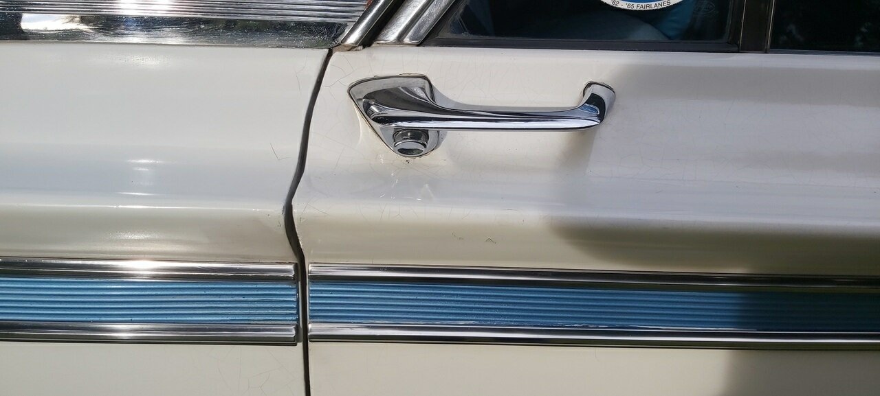 1963 FORD FAIRLANE COMPACT 500 AUTOMATIC SEDAN