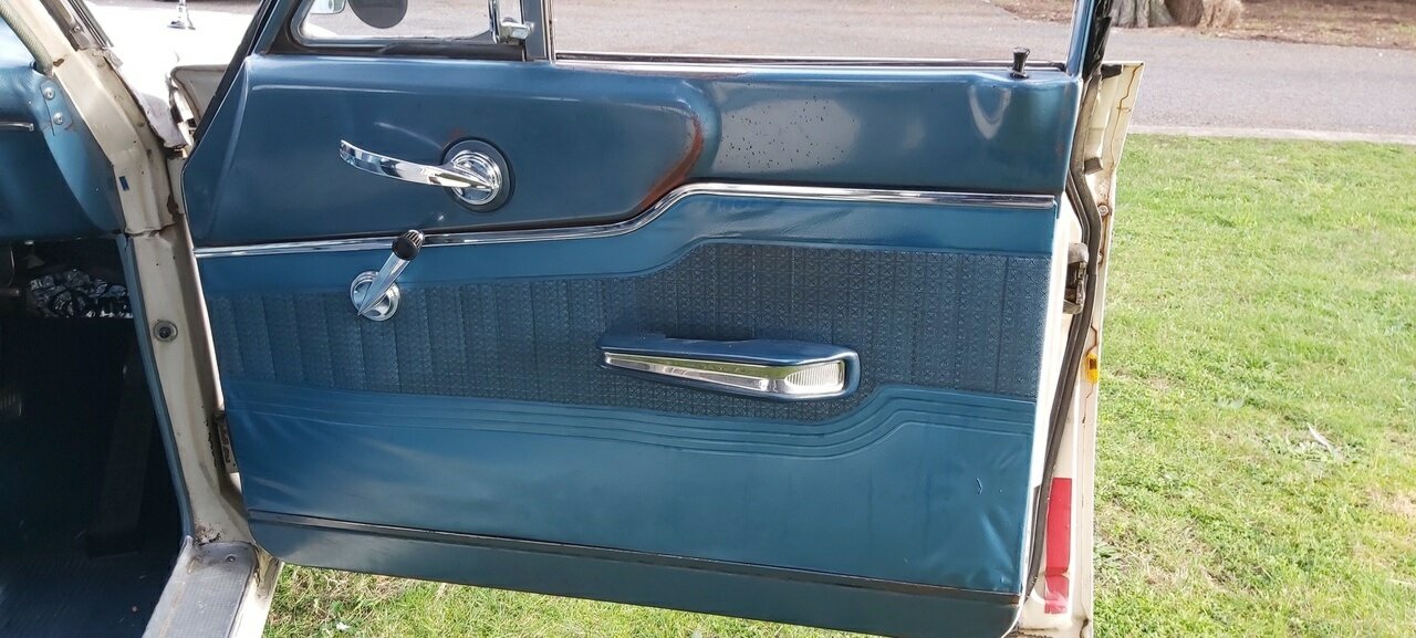 1963 FORD FAIRLANE COMPACT 500 AUTOMATIC SEDAN